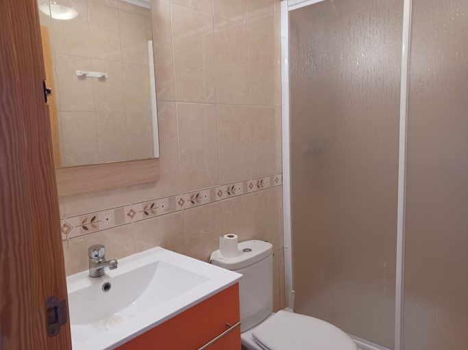 Bathroom 5, Captivating 3 Bedroom House Casa Susan, Almería