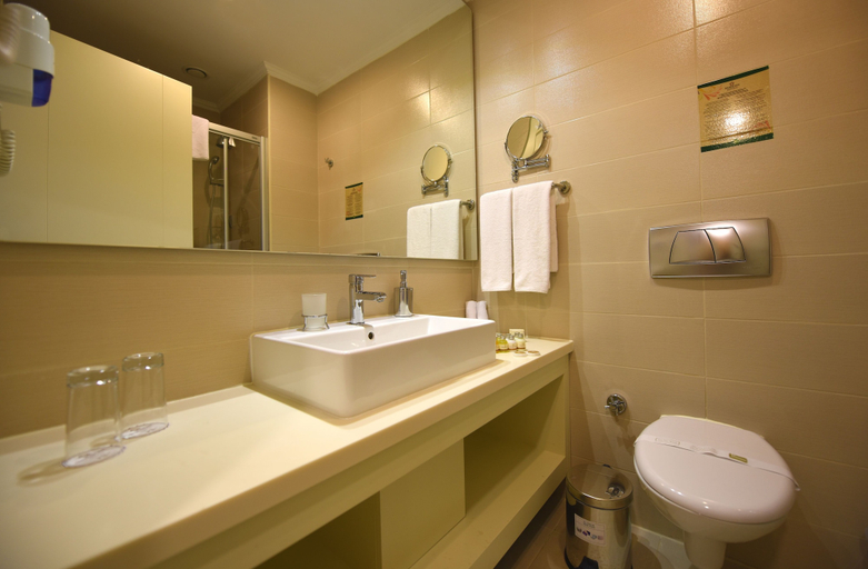 Bathroom 5, Side Star Beach, Manavgat