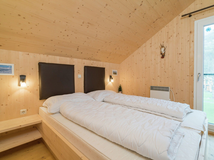 Bedroom 3, Appealing Chalet With hot tub, Murau