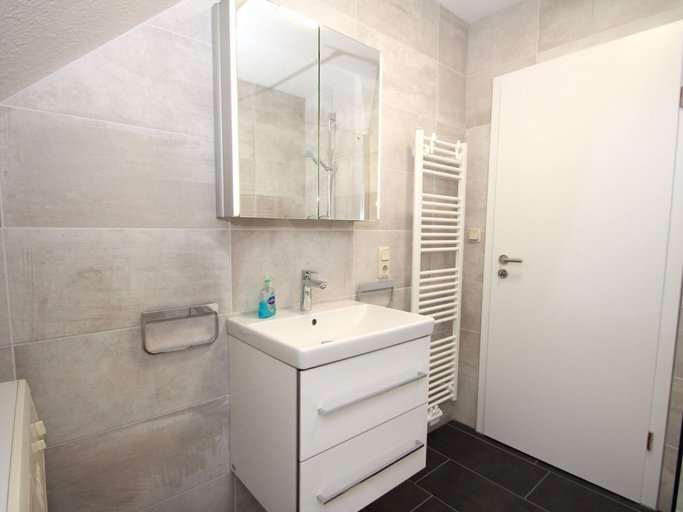 Bathroom 3, Ferienhaus in Nessmersiel am Nordseestrand, Aurich