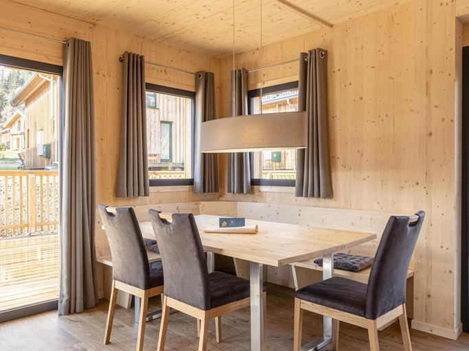 Others 4, Attractive chalet with terrace, Murau
