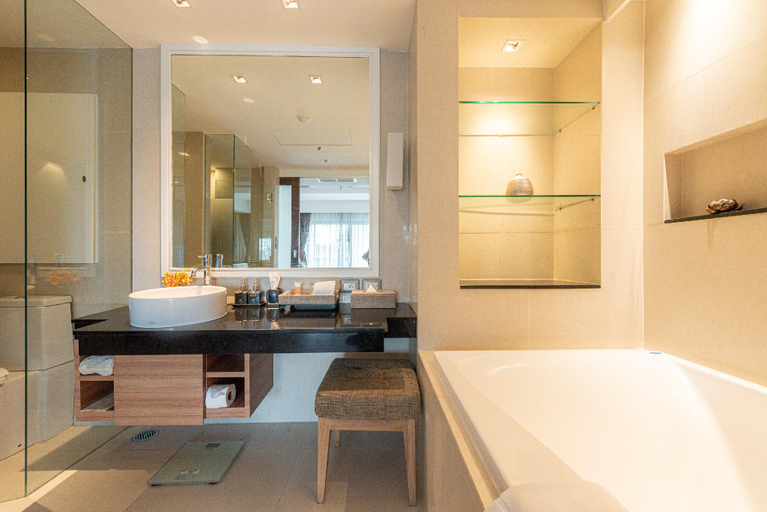 Bathroom 21