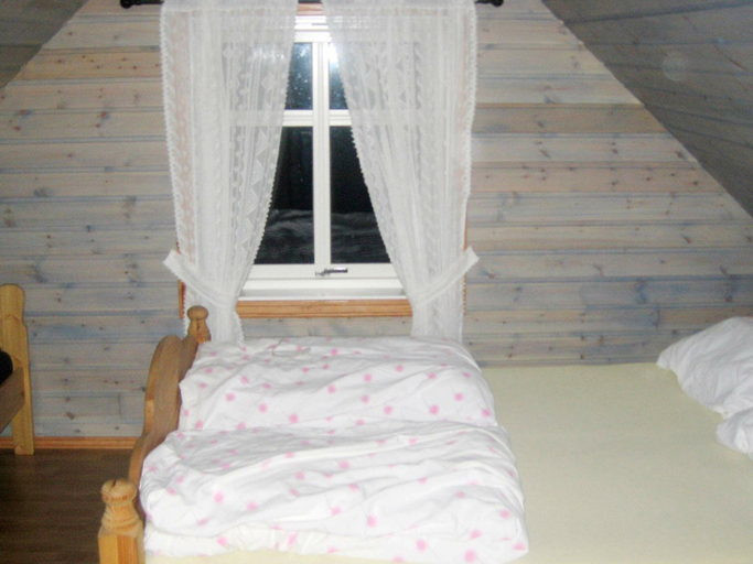 Room, 4 Star Holiday Home in Bostad, Vestvågøy