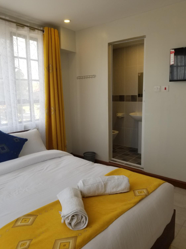 Bedroom 2, 7 Days Holiday Inn, Langata