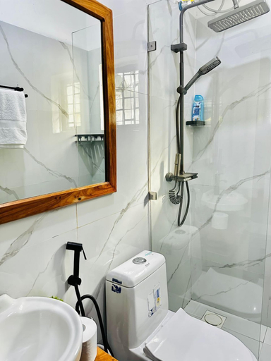 Bathroom, Stereo Hotel, Arusha Urban
