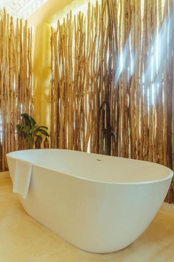 Bathroom 3, INARA Siargao, General Luna