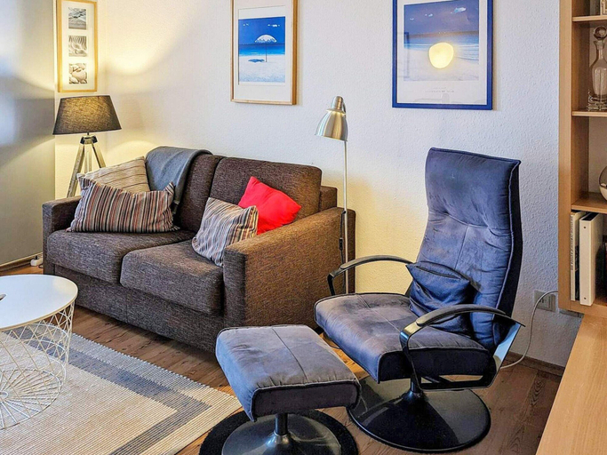 Living area 3, 4 Star Holiday Home in Neuschonberg, Plön