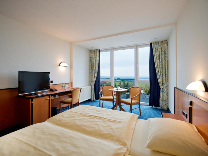 Bedroom 12