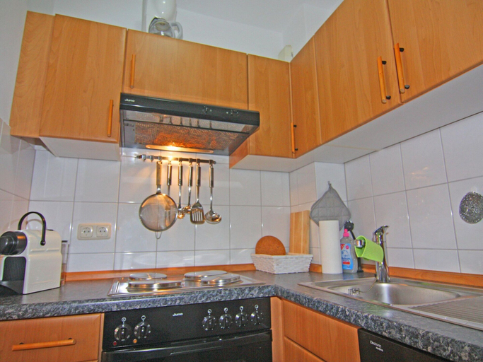 Private kitchen 5, Ferienwohnung in Orth for Zwei Personen, Ostholstein