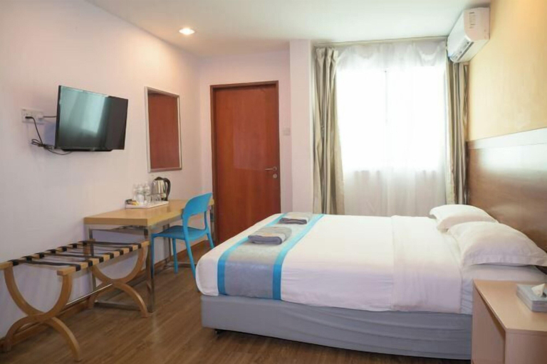 Bedroom 8