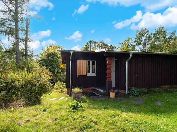 Exterior 4, Forest-edge Apartment, Harz