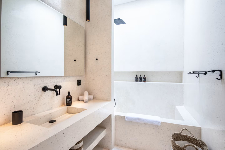 Bathroom 5, VIlla Alexis Lane 5 - Vibrant 2BR Villa, 4min to Bingin's Beach Bliss, Badung
