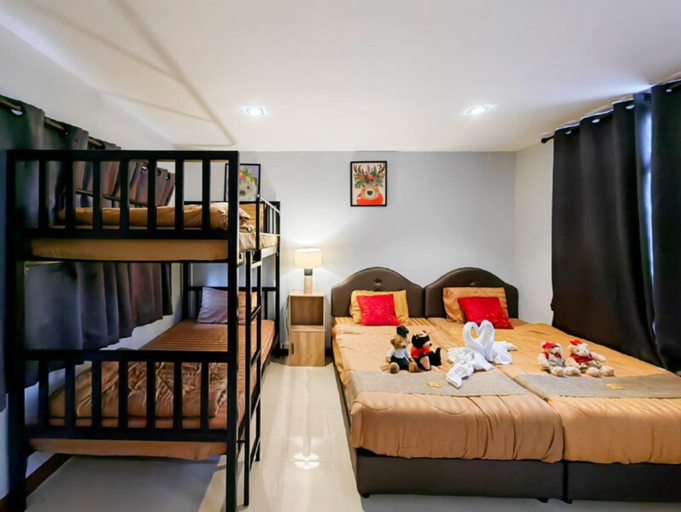 Bedroom 2, Trang Oasis Waterpark Hotel, Palian