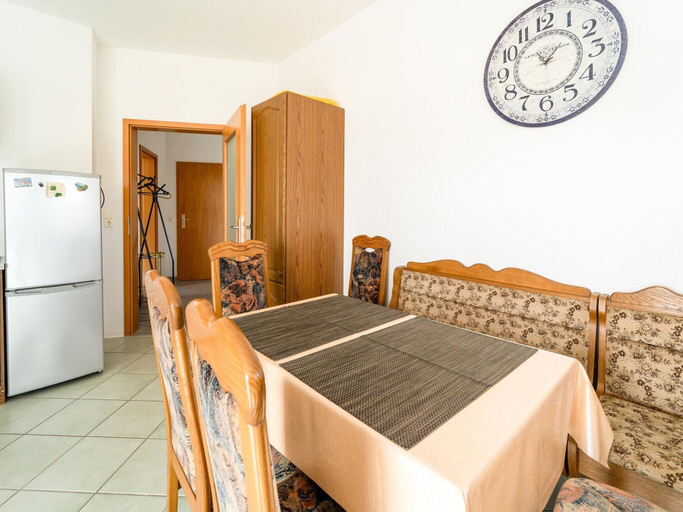Private kitchen 4, Cozy Family Stay in Petersberg, Saalekreis
