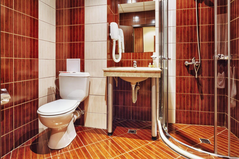 Bathroom 4, Hotel Forum, Nesebar