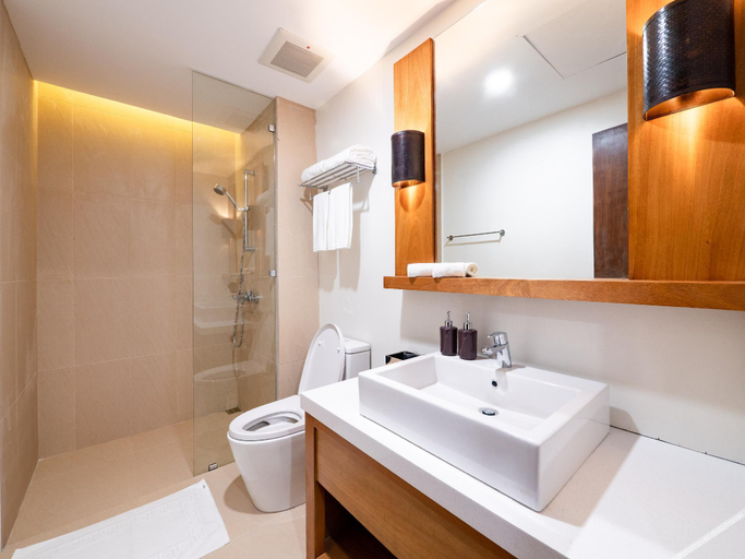 Bathroom 3, Huni Sicogon, Carles