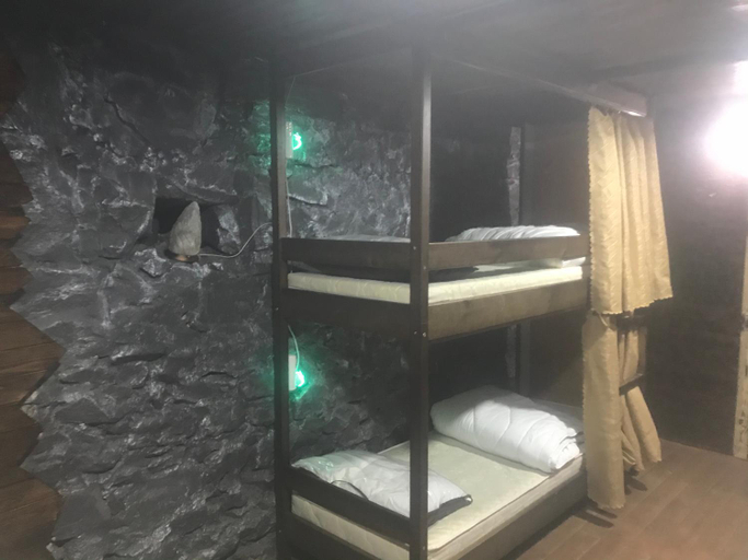 Bedroom 4, ArArAt-PODOL Hostel KYIV, Podil's'kyi