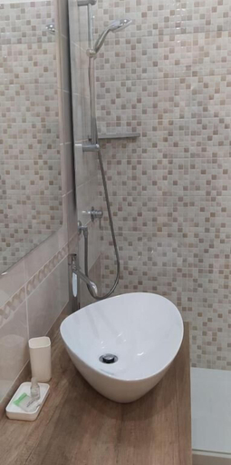 Bedroom 4, Riva Superior, Genova