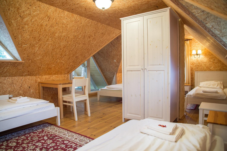 Bedroom 13