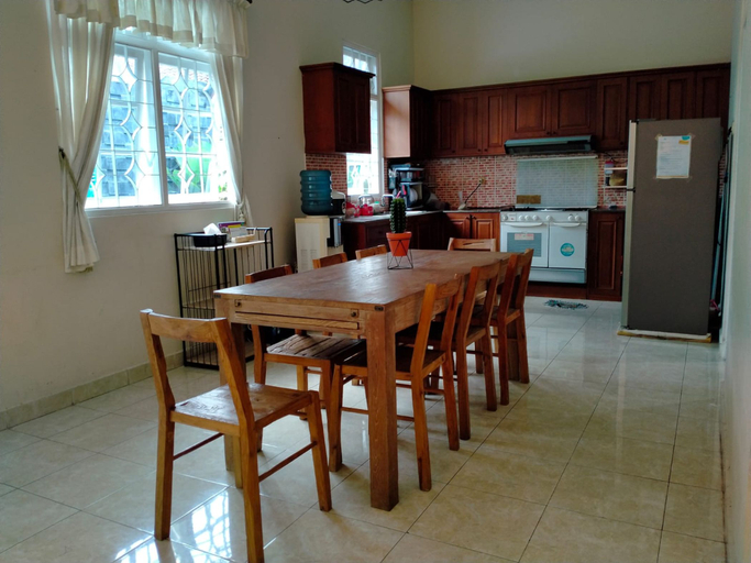 Others 4, Villa Tamu Ibu, Sleman