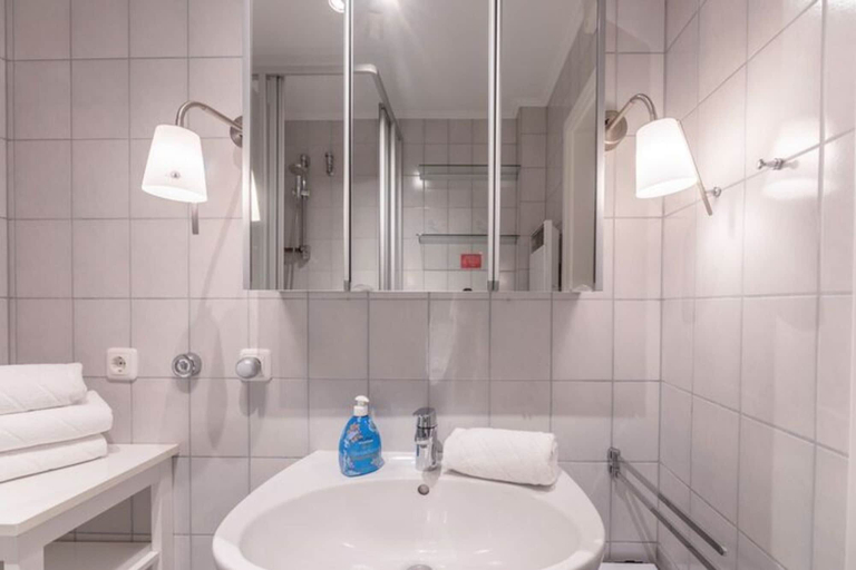 Bathroom 3, Chicke Ferienwohnung in St. Peter-ording, Nordfriesland