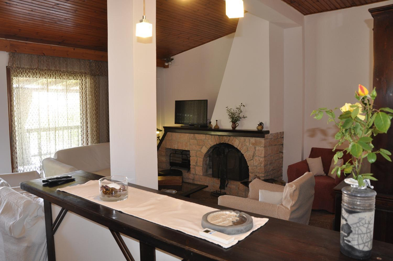 Others 2, Ava Apartments, Ionian Islands