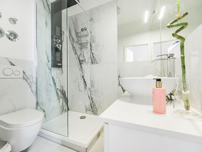 Bathroom 4, Apartment In Bad Camberg near center, Limburg-Weilburg