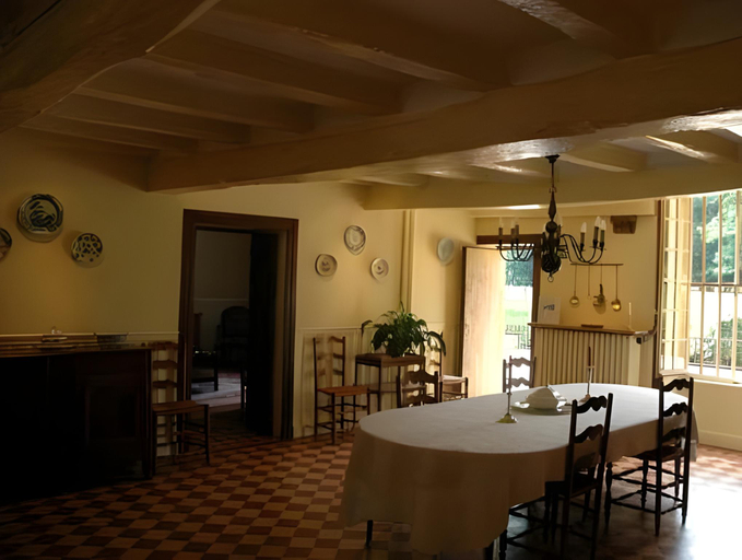 Food & Drinks 4, Chateau de la Venerie, Rhône