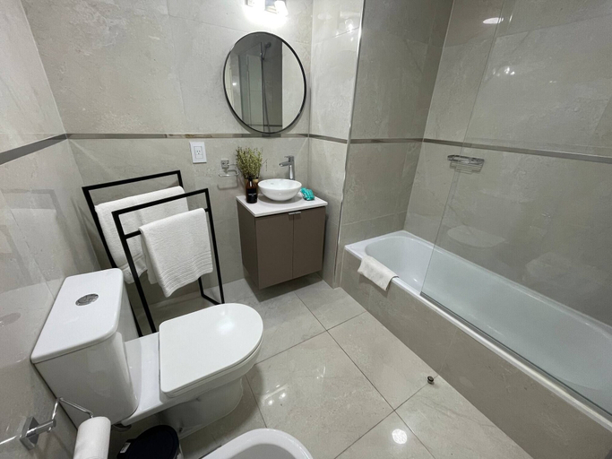 Bathroom 3, Modern & Cozy Studio in San Telmo Num7825, Distrito Federal