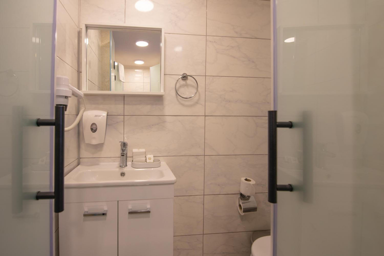 Bathroom 5, Orka World Hotel & Aqua Park, Fethiye