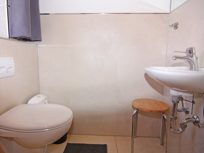 Bathroom 5, Ferienwohnung im Reihenhaus, Friedrichkoog-spitze, Dithmarschen