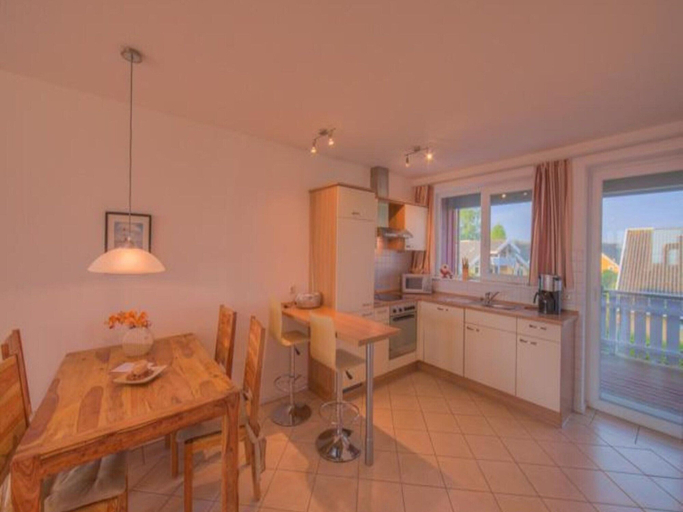 Dining 2, Liebevoll Eingerichtetes Appartement in Rechlin, Mecklenburgische Seenplatte