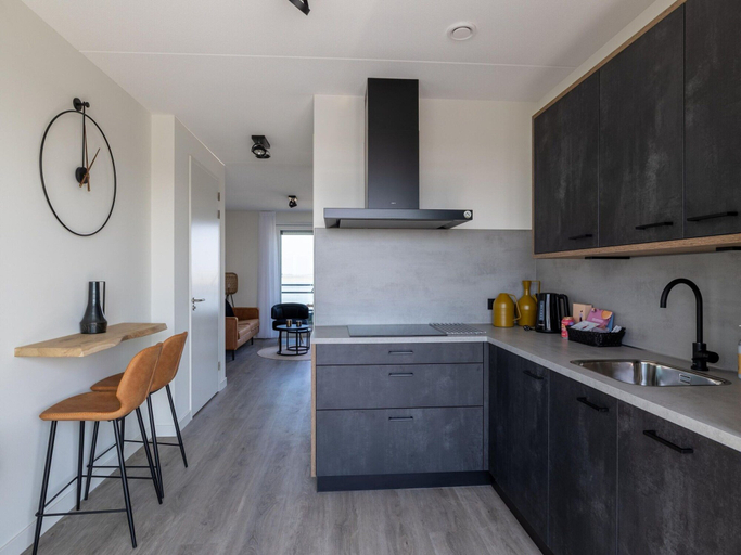 Others 5, Apartment in Sint-Annaland near Beach, Tholen