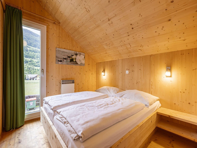Bedroom 3, Exclusive Chalet With Whirlpool, Murau