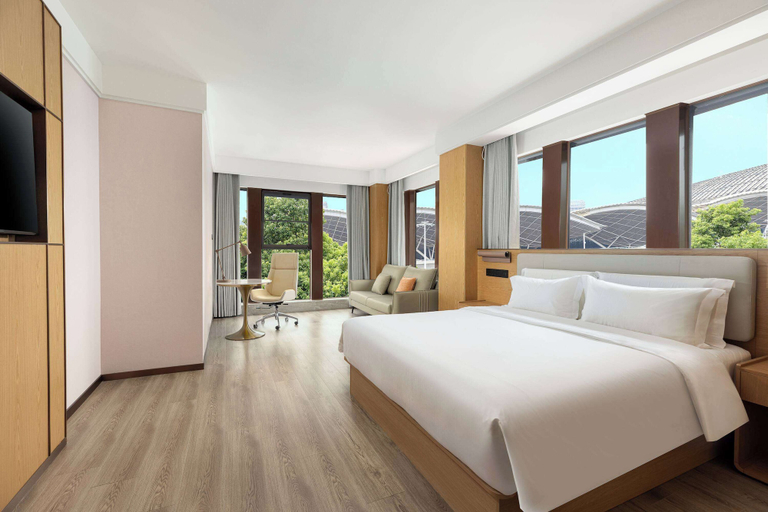 Bedroom 5, Ramada Encore By Wyndham Wuhan Station, Wuhan