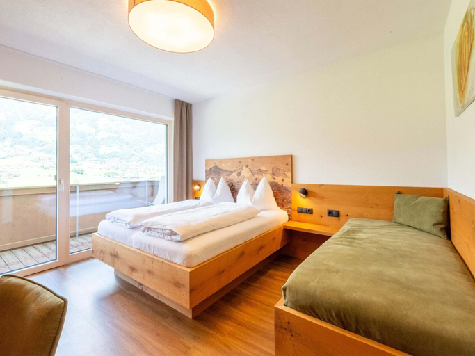 Others 4, Beautiful Flat in Hart With Fitness Room, Schwaz