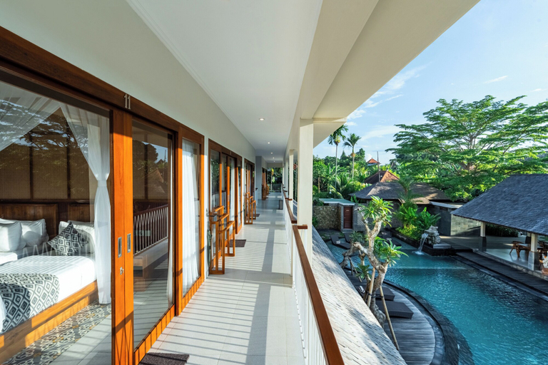 Swimming Pool 6