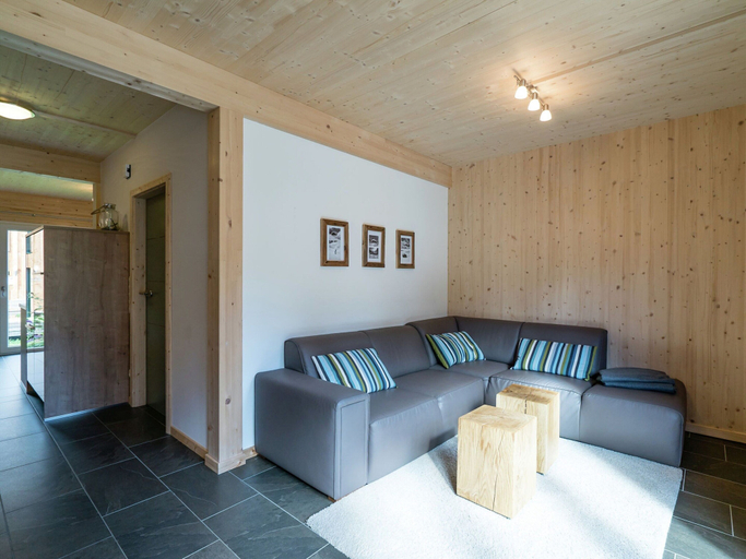 Others 4, Lovely Chalet With Infrared Sauna, Murau