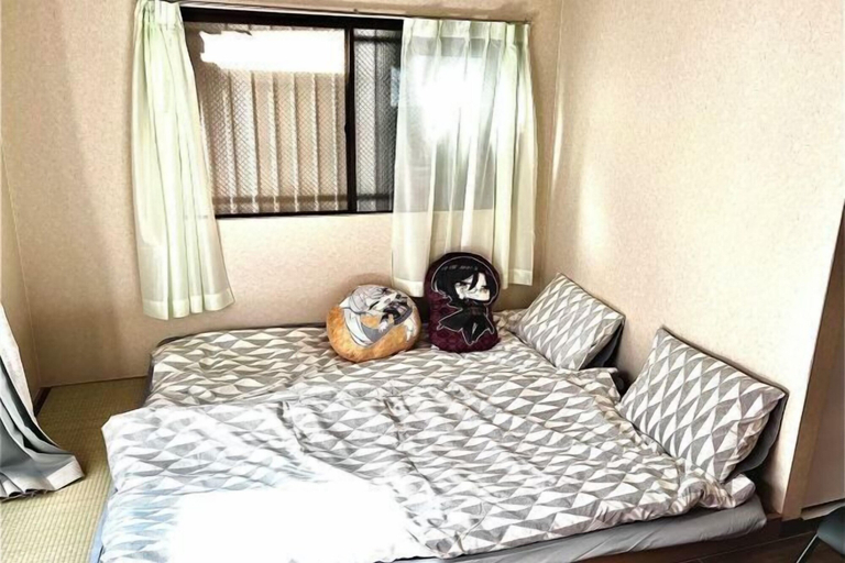 Bedroom 3, the Way of Water, Osaka