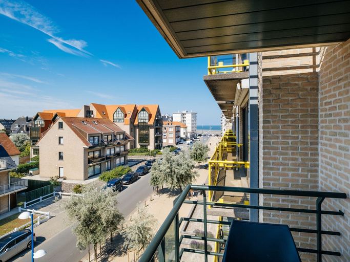 Others 5, Apartment in Koksijde Near the Sea, West-Vlaanderen
