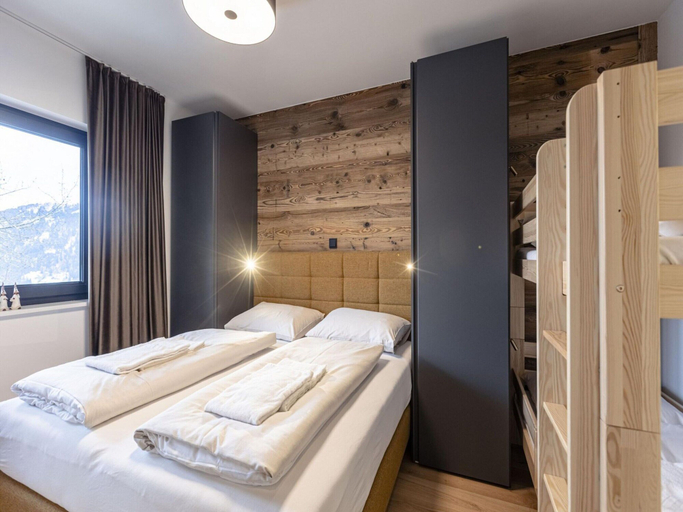 Bedroom 4, Superior Apartment With Shared Pool, Sankt Johann im Pongau