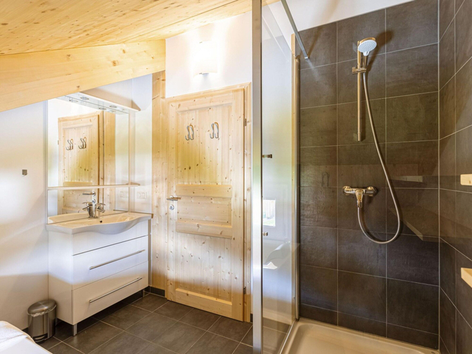 Bathroom 3, Modern chalet with whirlpool, Murau