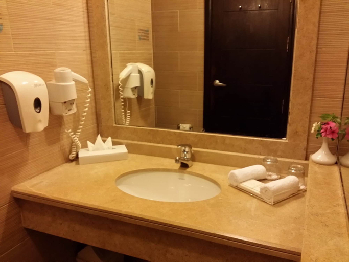 Bathroom 5, JAZ Neo Dar El Madina, Al-Qusayr