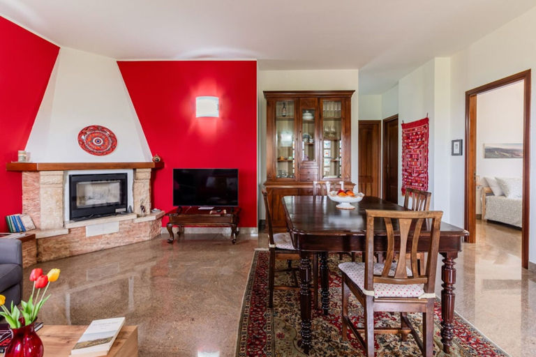 Room 5, Panorama Villa Nestled Among the Vineyards Langhe, Cuneo