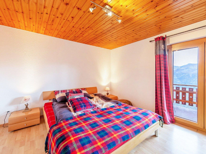 Others 2, Chalet in Les Collons by Ski Slope, Hérens