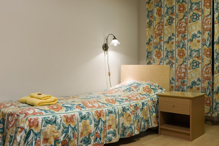 Bedroom 13