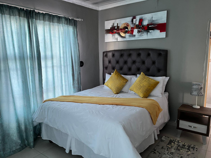 Bedroom 3, Mafikeng Boutique Lodge, Ngaka Modiri Molema