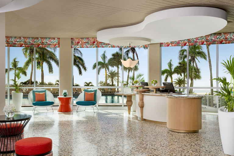 Public Area, Bellwether Beach Resort, Pinellas