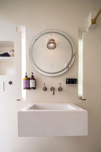 Bathroom 3, Casa Lumos - Minimalist Comfort Suites in Centro Historico, Del Centro
