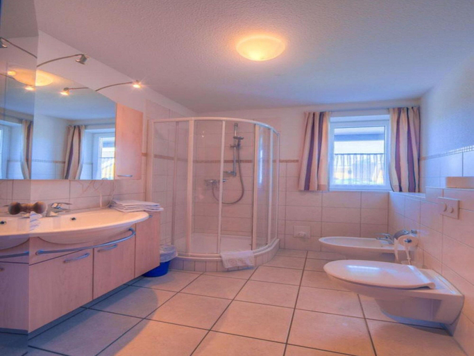 Bathroom 5, Tolles Appartment in der Seenplatte, Mecklenburgische Seenplatte